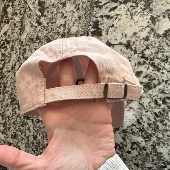 Pink Boston Red Sox Baseball Cap - Picture 4 of 6